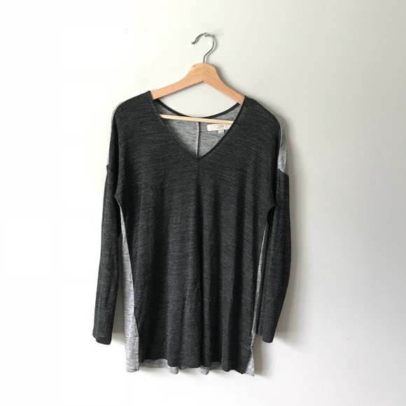 LOFT Tops - Ann Taylor Loft Knit Top Gray Tee XS